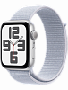 Apple Watch SE 2024, 40 мм корпус из алюминия Серебристого цвета, текстильный ремешок цвета Облачный голубой